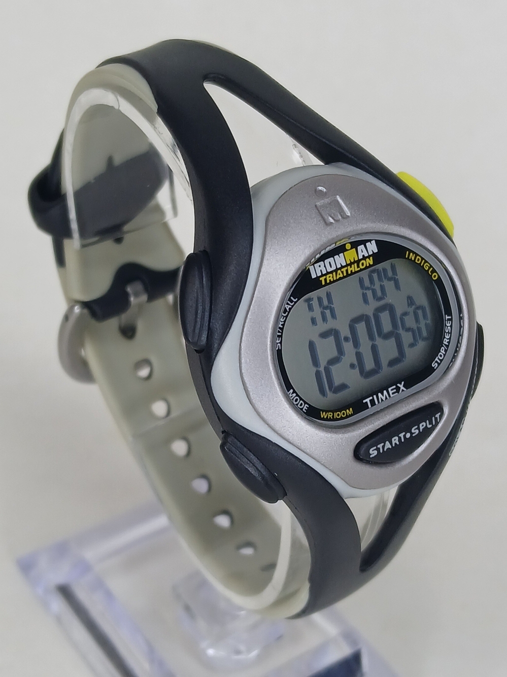 Timex Ironman Triathlon 50 Lap Memory Watch Indiglo WR 100M Silver Black